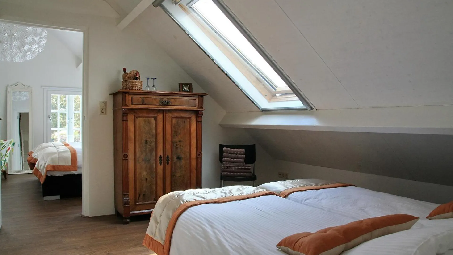 B&B Rechthuis Van Zouteveen Schipluiden Bed & Breakfast