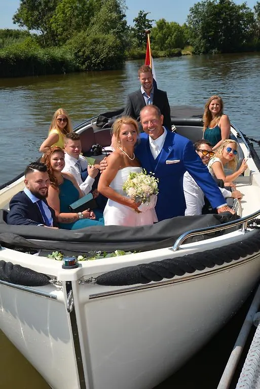 B&B Rechthuis Van Zouteveen Schipluiden Bed & Breakfast